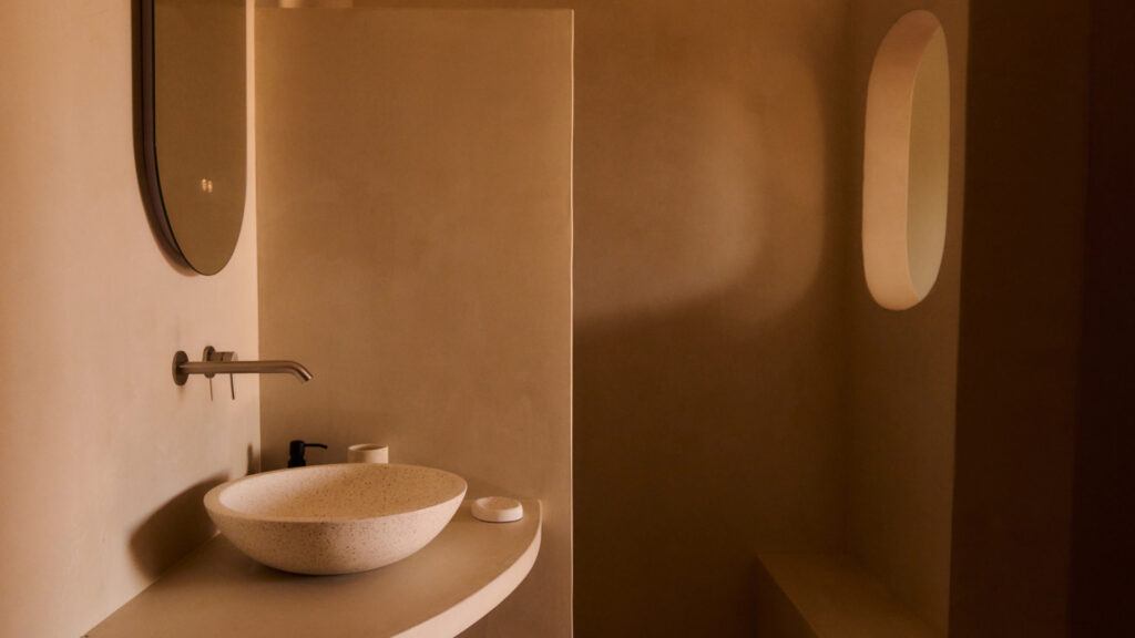 VillaMamo_10_12-10-25_SHOT_01_0193