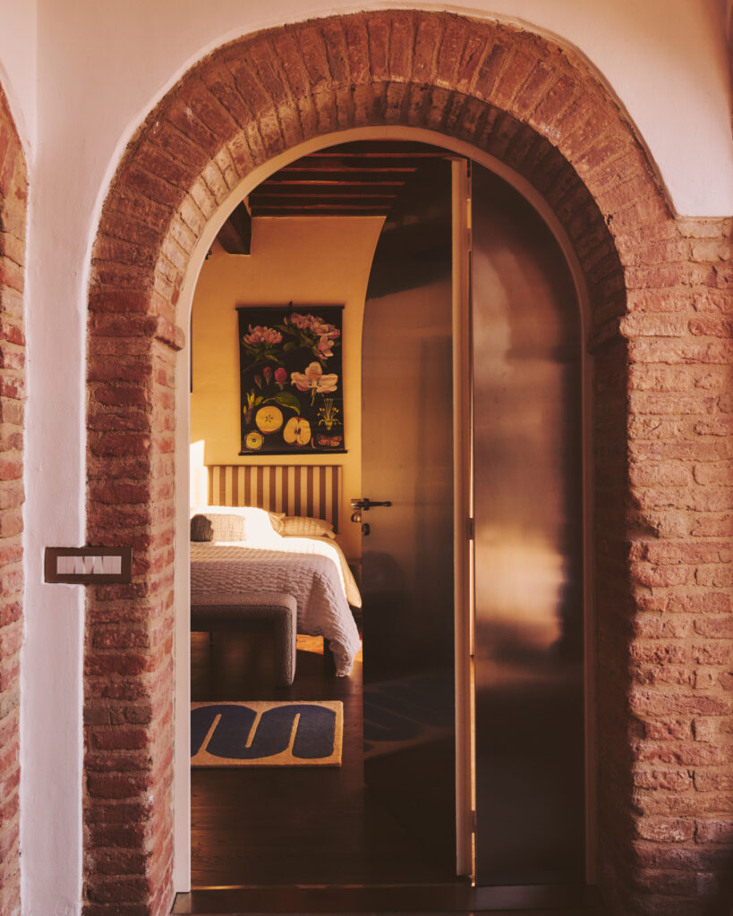 VillaMamo_10_12-10-25_SHOT_01_0703